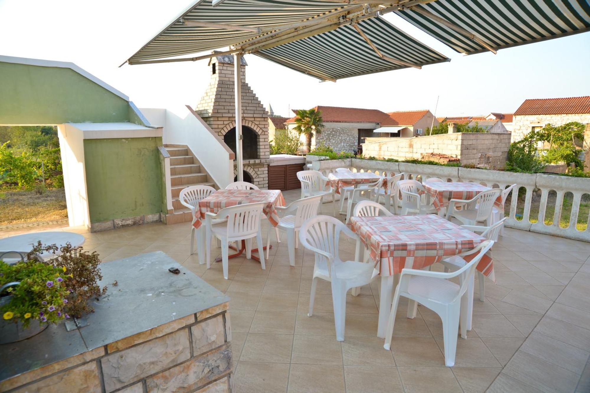 Apartments Lonic Kukljica Rom bilde