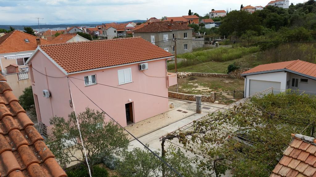 Apartments Lonic Kukljica Eksteriør bilde